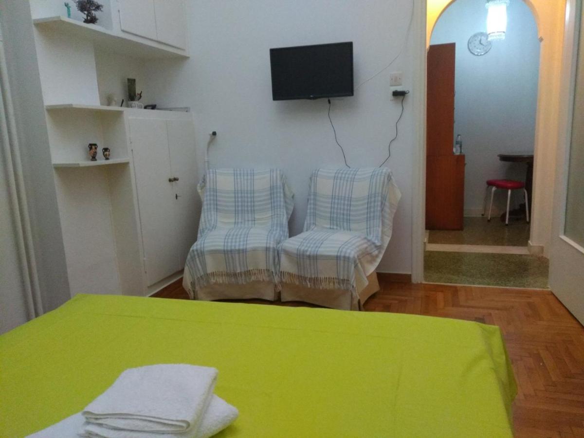 Medea Apartment Athena Bagian luar foto